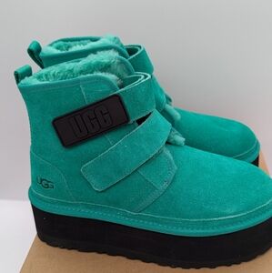 UGG Neumel Platform Emerald Green Suede Fur Shoes Womens Size 7.0